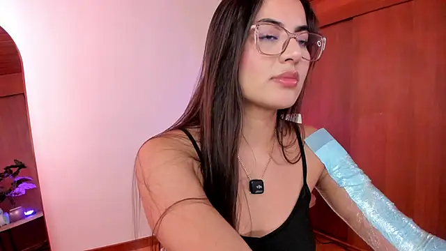 sarita 3 online show from June 11, 9:45 pm
