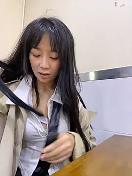 yourkeer online show from October 19, 9:01 am