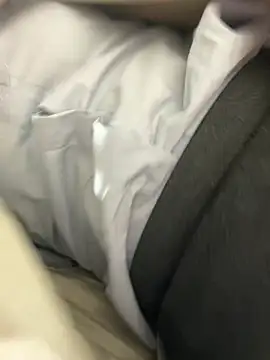 yourkeer online show from March 11, 1:27 pm