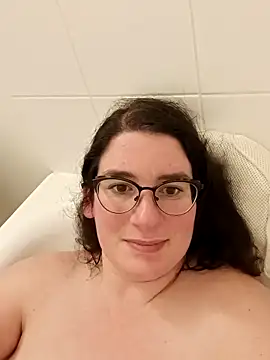 Deesse Inanna online show from January 6, 8:02 pm