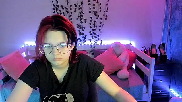 shy elina01 online show from November 25, 11:32 am