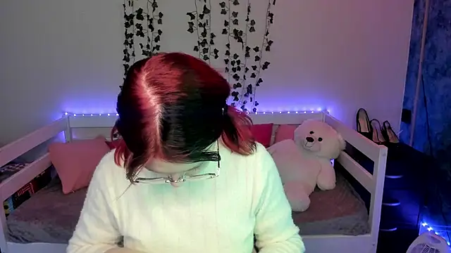 shy elina01 online show from November 12, 10:52 am