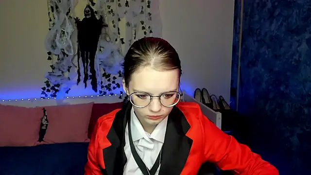 shy elina01 online show from October 31, 10:56 am