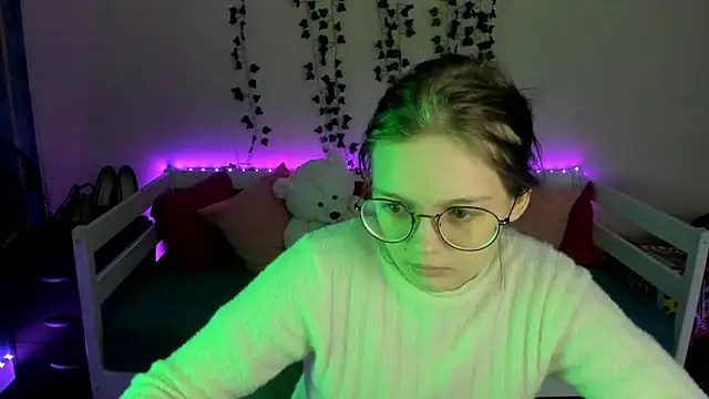 shy elina01 online show from October 25, 10:14 am