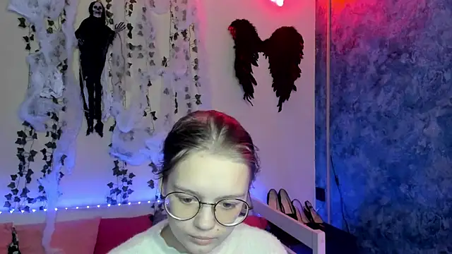 shy elina01 online show from October 30, 9:29 am