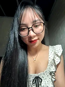 Linh5790 online show from October 16, 2:47 pm