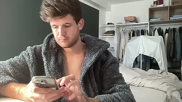 VersaGoo online show from October 5, 1:35 pm