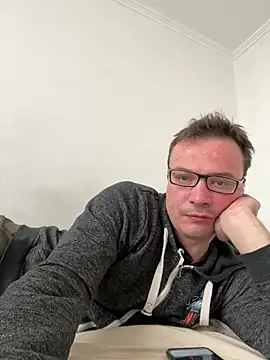 viktor1992-1-1 online show from March 6, 7:14 am