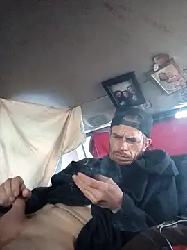 LetMeLiqU online show from November 1, 3:06 pm