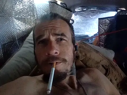 LetMeLiqU online show from November 12, 9:29 pm