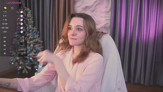 ElizabethMilller  online show from December 22, 9:37 pm