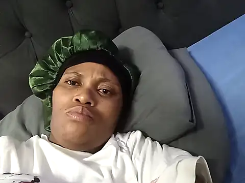 Sex bomb30 online show from April 10, 4:19 am