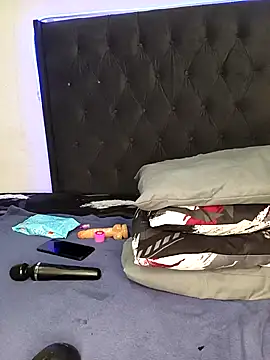 Sex bomb30 online show from March 3, 8:49 pm