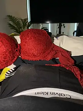 Snapshot of BBC_05_01 chatting on November 28, 1:33 pm BBC 05 01 online show from November 28, 1:33 pm