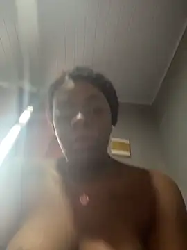 Priihmedeiros online show from April 1, 9:43 am