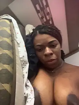 Priihmedeiros online show from March 18, 9:34 am