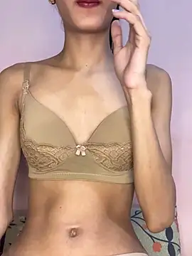 Snapshot of Hotty_kaira chatting on October 28, 12:37 pm Hotty kaira online show from October 28, 12:37 pm