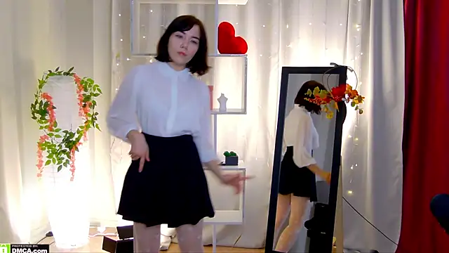 Kelly foox online show from November 4, 9:24 am