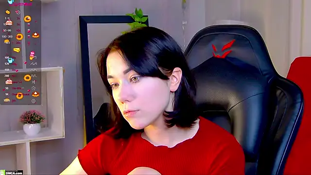 Kelly foox online show from December 5, 8:02 am