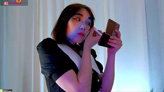 Kelly foox online show from November 16, 9:47 am