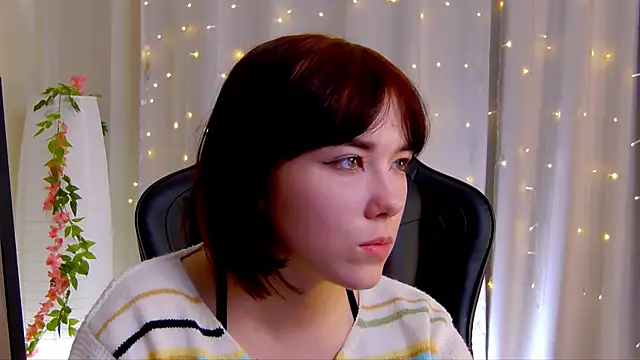 Kelly foox online show from October 10, 9:10 am