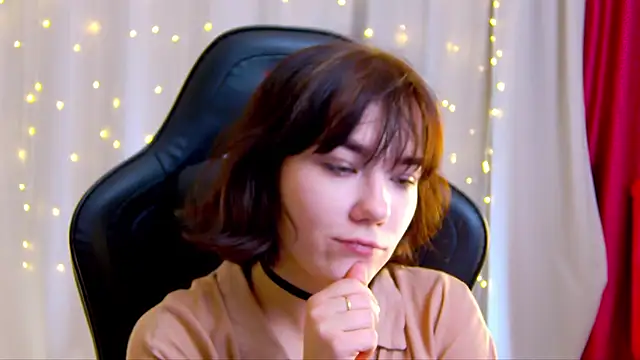 Kelly foox online show from October 16, 9:17 am