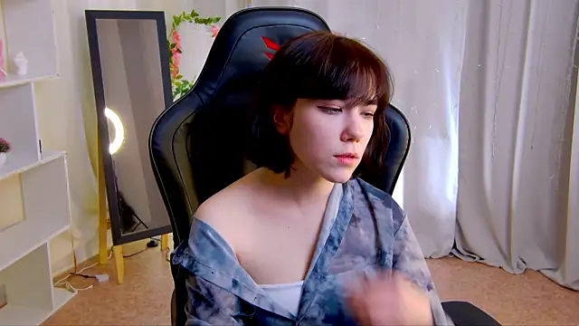 Kelly foox online show from October 21, 9:19 am