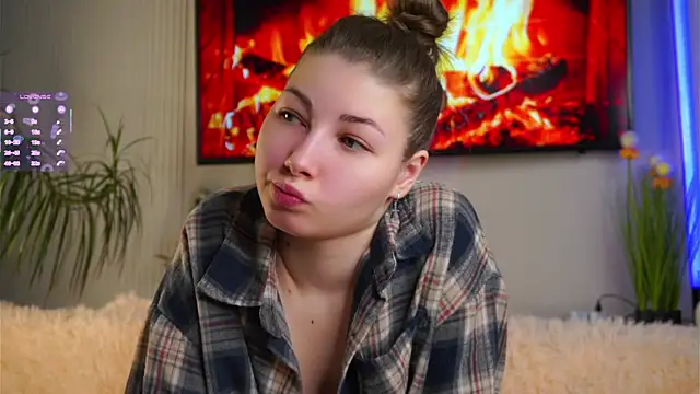 BrittGupton online show from April 5, 2:29 am