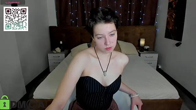 Sara Frayer online show from November 30, 1:06 am