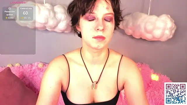 Sara Frayer online show from February 5, 1:12 am