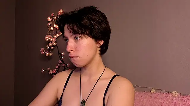 Sara Frayer online show from January 12, 12:50 am