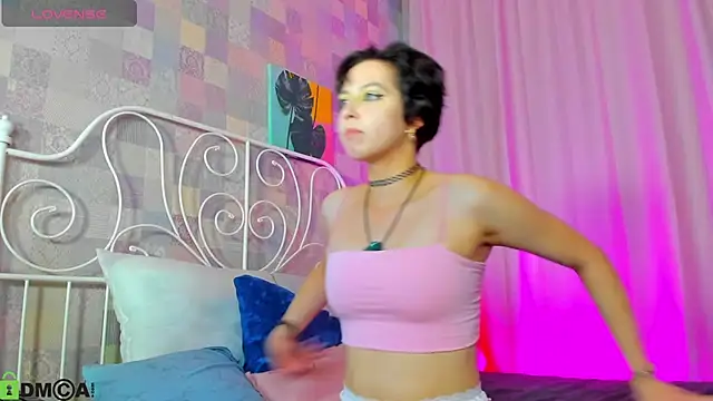 Sara Frayer online show from October 13, 9:00 am