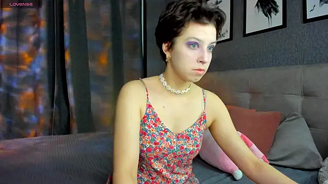 Sara Frayer online show from November 10, 1:10 am