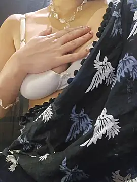 mohini sen online show from December 5, 6:39 pm