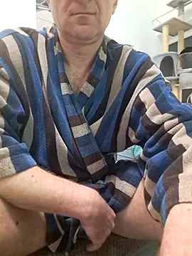 Snapshot of Vintermelon2 chatting on February 14, 8:58 am Vintermelon2 online show from February 14, 8:58 am