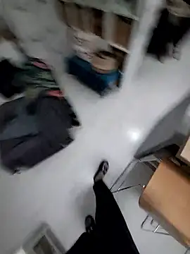 Snapshot of Vintermelon2 chatting on January 14, 7:56 am Vintermelon2 online show from January 14, 7:56 am