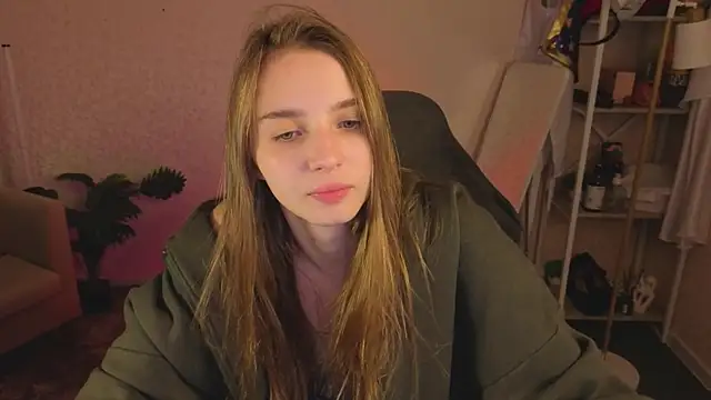 L1na Reeds online show from March 27, 1:14 am