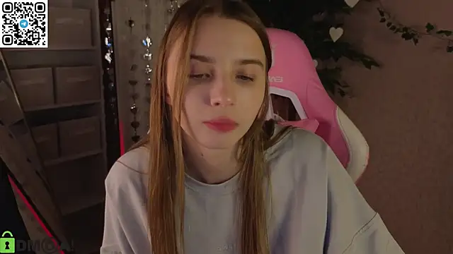 L1na Reeds online show from February 26, 1:16 am