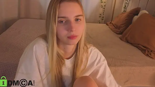 Snapshot of L1na_Reeds chatting on July 17, 1:03 am L1na Reeds online show from July 17, 1:03 am
