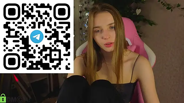 L1na Reeds online show from February 6, 1:12 am