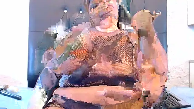 LadyBear2002 online show from March 19, 10:59 am