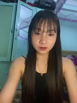 Snapshot of banlinh004 chatting on February 23, 3:23 pm banlinh004 online show from February 23, 3:23 pm