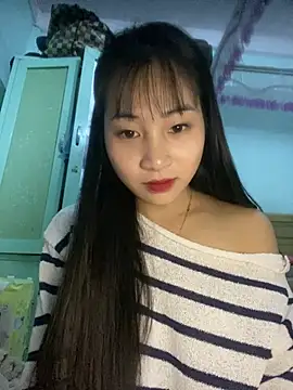 Snapshot of banlinh004 chatting on January 7, 2:55 pm banlinh004 online show from January 7, 2:55 pm