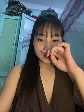 banlinh004 online show from March 10, 3:27 pm