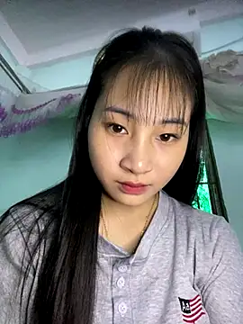 Snapshot of banlinh004 chatting on October 7, 4:46 am banlinh004 online show from October 7, 4:46 am