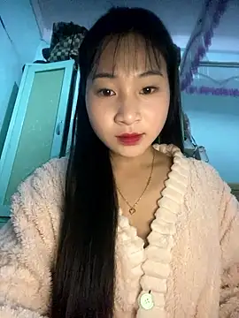 Snapshot of banlinh004 chatting on January 9, 6:31 am banlinh004 online show from January 9, 6:31 am