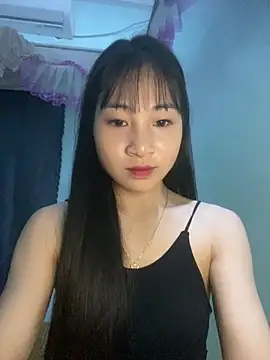 banlinh004 online show from May 3, 2:27 am