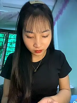 banlinh004 online show from November 17, 5:33 am