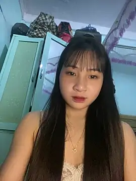 banlinh004 online show from April 1, 3:09 pm