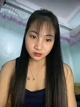 Snapshot of banlinh004 chatting on October 10, 3:02 pm banlinh004 online show from October 10, 3:02 pm